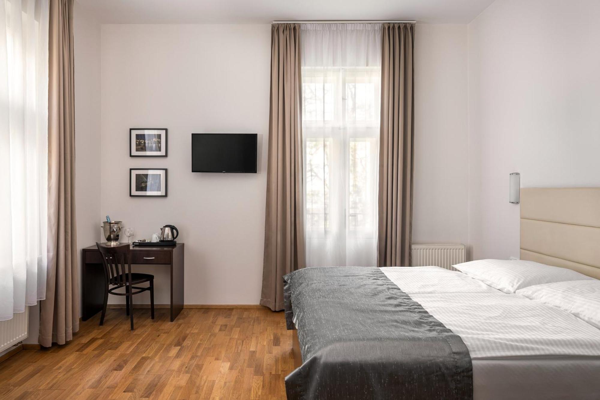 Trevi Hotel Praag